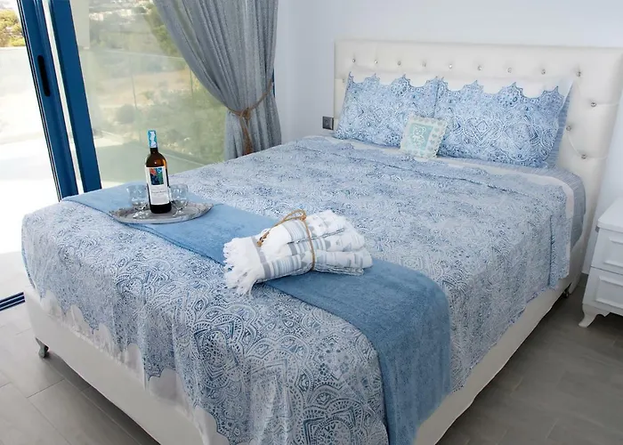 Aelia Luxury * Amoopi